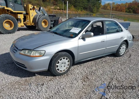 2002 Honda Accord 2.3 Lx from USA, damaged, VIN 1HGCG56452A017231
